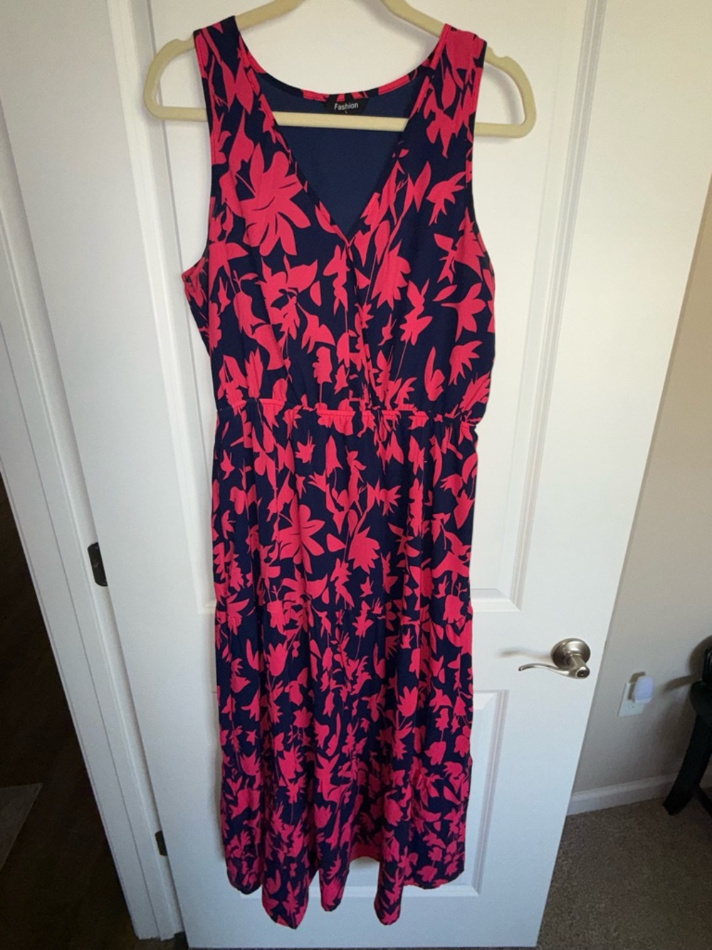 Amazon Sleeveless V-Neck Maxi Dress in Fuchsia and Navy Floral - Picture 3 of 6